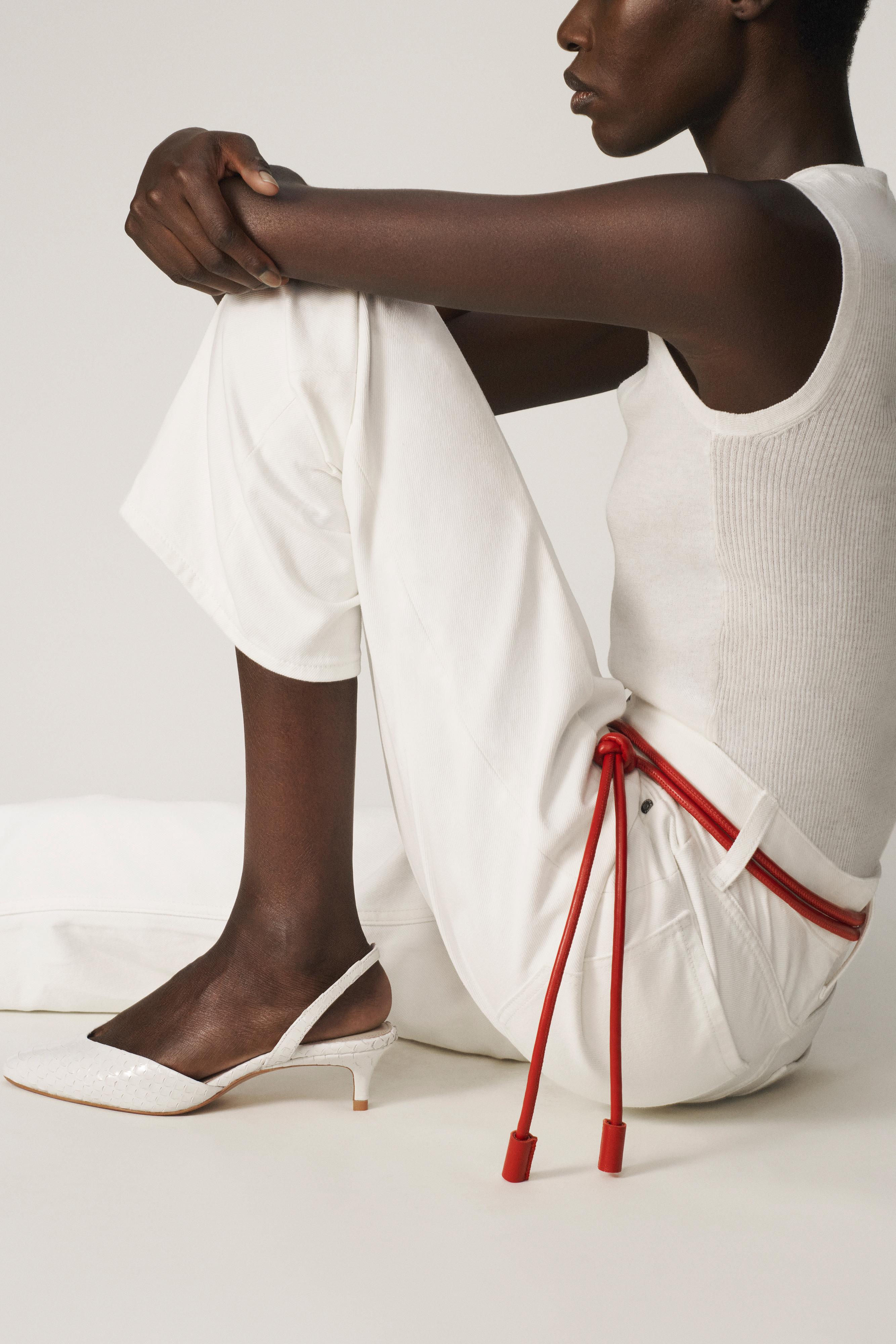 LEATHER KITTEN HEEL SHOES - THE ITEM ZARA WOMAN